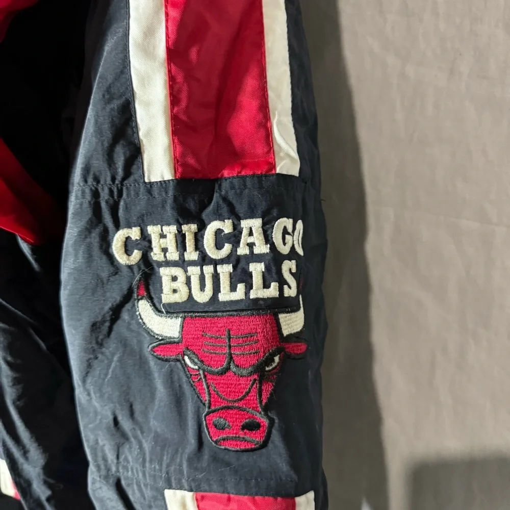 Vintage‎ 90's Chicago Bulls Starter Puffer Jacket Men's Size XXL